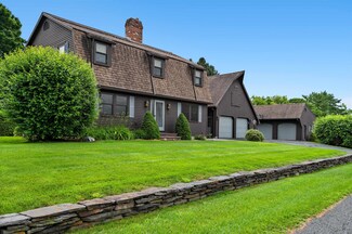 9 Camels Hump Dr, Barre, VT 05641