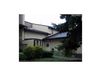 94 Silver Valley Blvd Unit C94, Munroe Falls, OH 44262