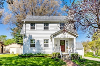 2620 35th St, Des Moines, IA 50310