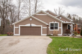 15627 Vine Ave, Spring Lake, MI 49456