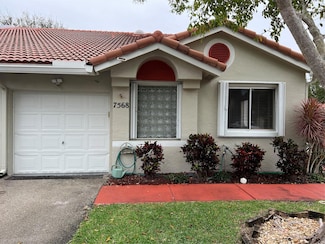 7568 Pinewalk Dr S, Margate, FL 33063