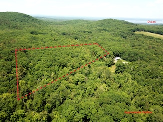 223 Priest Rd, Northport, ME 04849
