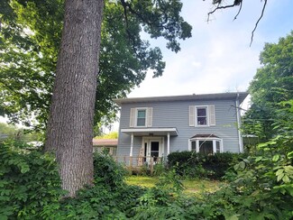783 N 2853rd Rd, Utica, IL 61373