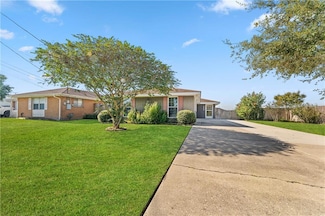 108 Rho St, Belle Chasse, LA 70037