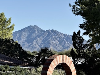 240 E El Viento, Green Valley, AZ 85614