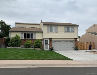 4990 S Garrison St, Littleton, CO 80123