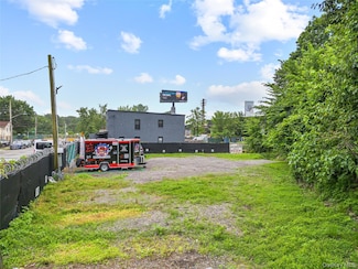 2211 de Reimer Ave, Bronx, NY 10475