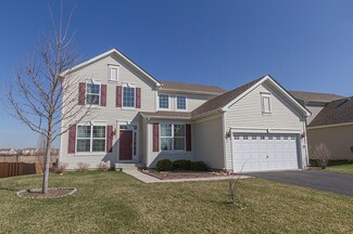 336 Town Center Blvd, Gilberts, IL 60136