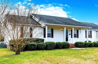 1976 McIlwain Rd, Lancaster, SC 29720