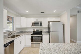 136 Banyan Cir, Jupiter, FL 33458