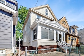 117 Norwood St, Newark, NJ 07106