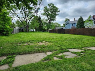 38 Cherry St, Albion, PA 16401