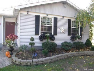 6649 Burke Rd, Lake View, NY 14085