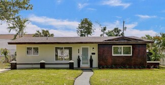 18601 NW 38th Ave, Miami Gardens, FL 33055