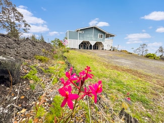 92-1784 Coconut Dr, Captain Cook, HI 96704