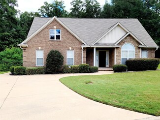 25 Brownstone Ct, Elmore, AL 36025