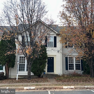 15115 Gaffney Cir, Gainesville, VA 20155