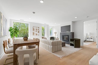 33 Calvert St Unit PH9, Harrison, NY 10528