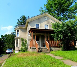 33 Church St, Philmont, NY 12565