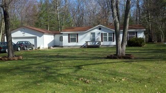 3073 W Winston Rd, Rothbury, MI 49452