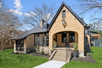 1010 Valencia St, Dallas, TX 75223