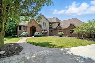 1604 White Tail Run, Findlay, OH 45840