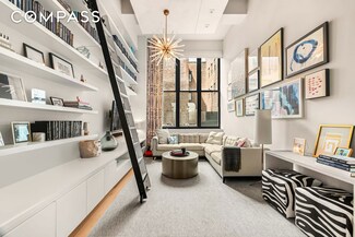 421 Hudson St Unit 318, New York, NY 10014