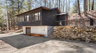 14 Lawrence Ave, New Marlborough, MA 01230