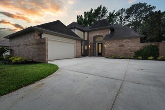 1438 Trace Dr, Houston, TX 77077