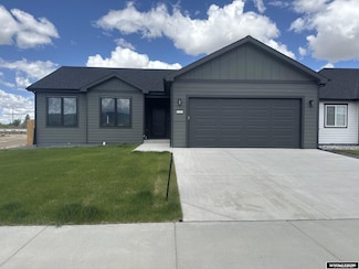 4501 Shale, Mills, WY 82644