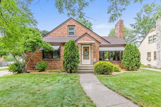 1021 Orange Ave E, Saint Paul, MN 55106