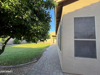 888 E Loma Vista St, Gilbert, AZ 85295
