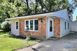 2375 Airline Ave, Toledo, OH 43609