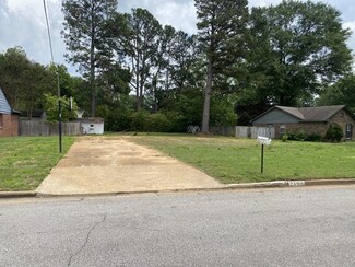 2390 Ridgeland St, Memphis, TN 38119