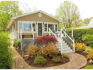 6502 Ann Lee Dr, North Rose, NY 14516