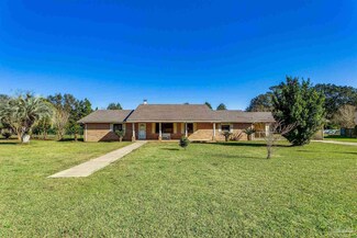 1050 Breezy Acres Rd, Pensacola, FL 32534
