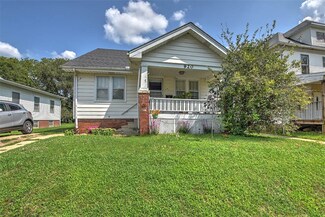 920 E Cleveland Ave, Decatur, IL 62521
