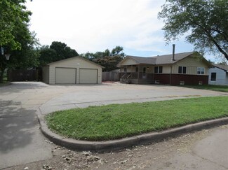 1737 S Saint Clair Ave, Wichita, KS 67213