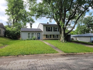3702 W Parkview Dr, Bloomington, IN 47404