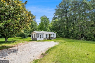 1186 Eastview Rd NE, Conyers, GA 30012