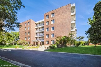 4000 Triumvera Dr Unit A505, Glenview, IL 60025