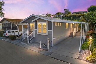 4910 1/2 Old Cliffs Rd, San Diego, CA 92120