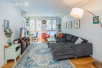 1204 St Marks Ave Unit 2-R, Crownhei, NY 11213