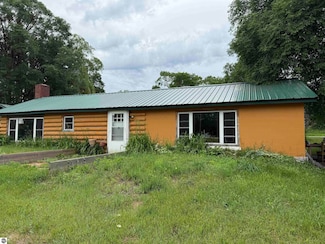 21025 Cadillac Hwy, Copemish, MI 49625