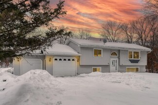 40 212th Ln NW, Cedar, MN 55011