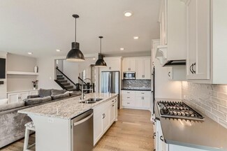 10763 39th St N, Lake Elmo, MN 55042