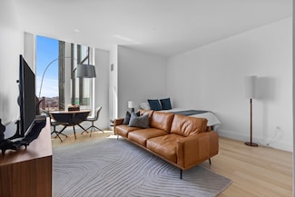 380 Harrison Ave Unit 1005, Boston, MA 02118
