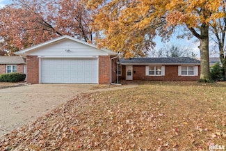 2403 Lynnhaven Dr, Springfield, IL 62704