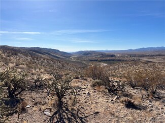 36 S Hawk Cir, Kingman, AZ 86409