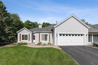 220 Emerson Ave E, Saint Paul, MN 55118